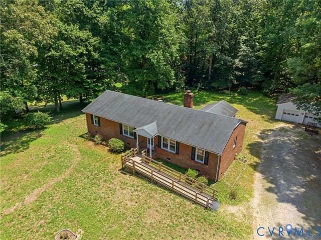 10111 Tunstall Rd, New Kent, VA 23124