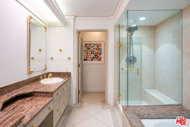 222 Monterey Road 1306, Glendale, CA 91206