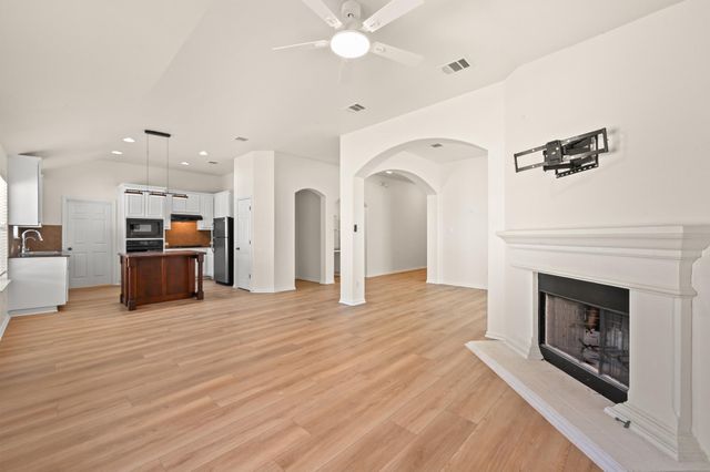 38 Cypress Knee LN 78, Austin, TX 78734