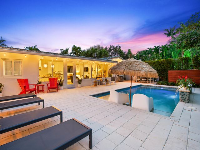 1913 N VICTORIA PARK Road, Fort Lauderdale, FL 33305