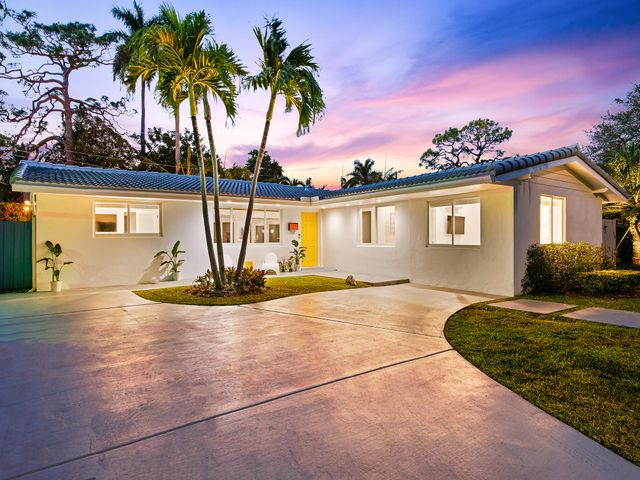 1913 N VICTORIA PARK Road, Fort Lauderdale, FL 33305