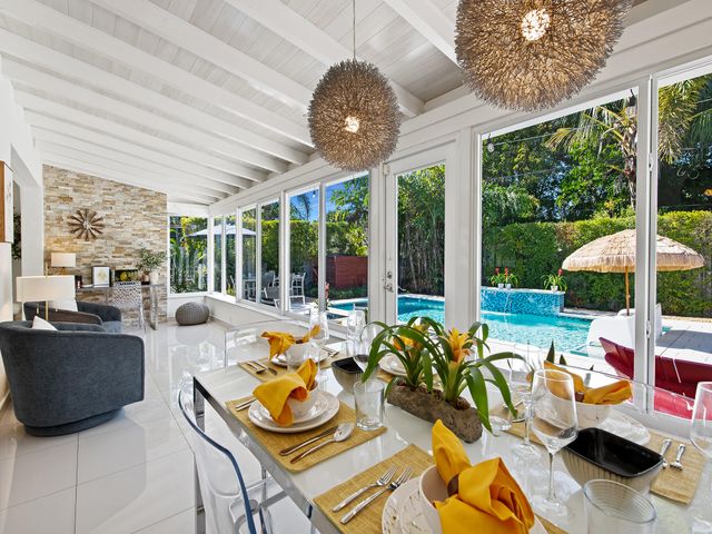 1913 N VICTORIA PARK Road, Fort Lauderdale, FL 33305