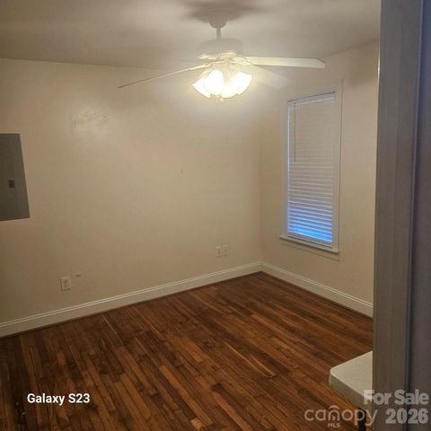 2119 Lakeview Lane, Charlotte, NC 28214