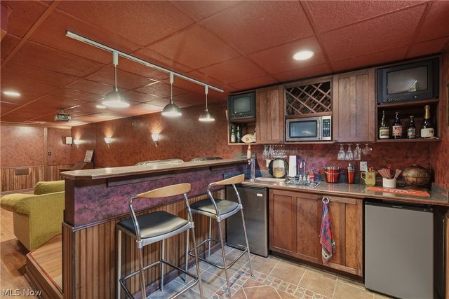 1295 Shady Lakes Drive, Kent, OH 44240