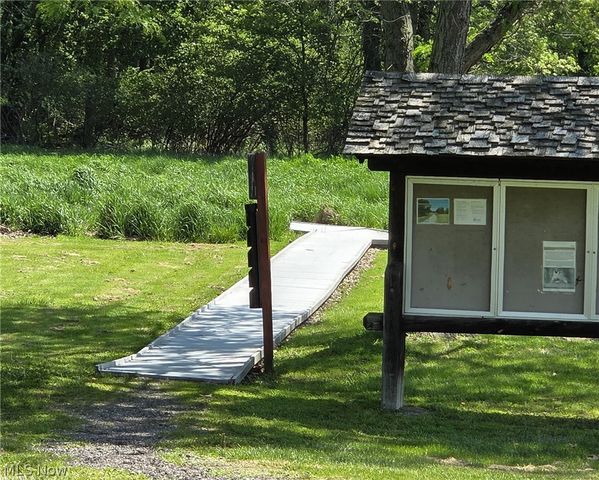 1295 Shady Lakes Drive, Kent, OH 44240