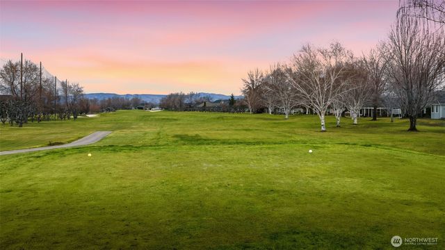 9503 Occidental Road, Yakima, WA 98903