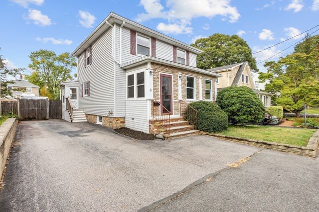 61 Edgemont Rd, Braintree, MA 02184
