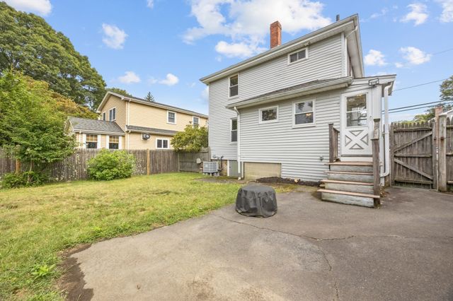 61 Edgemont Rd, Braintree, MA 02184