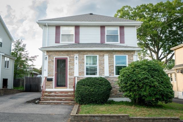 61 Edgemont Rd, Braintree, MA 02184