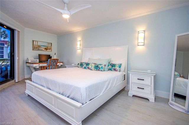 2445 W Gulf DR 5D, Sanibel, FL 33957