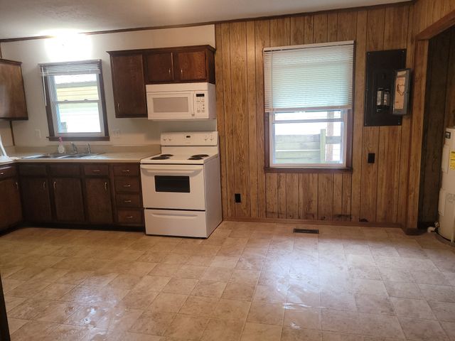 1209 Florence Ave, Madison, TN 37115