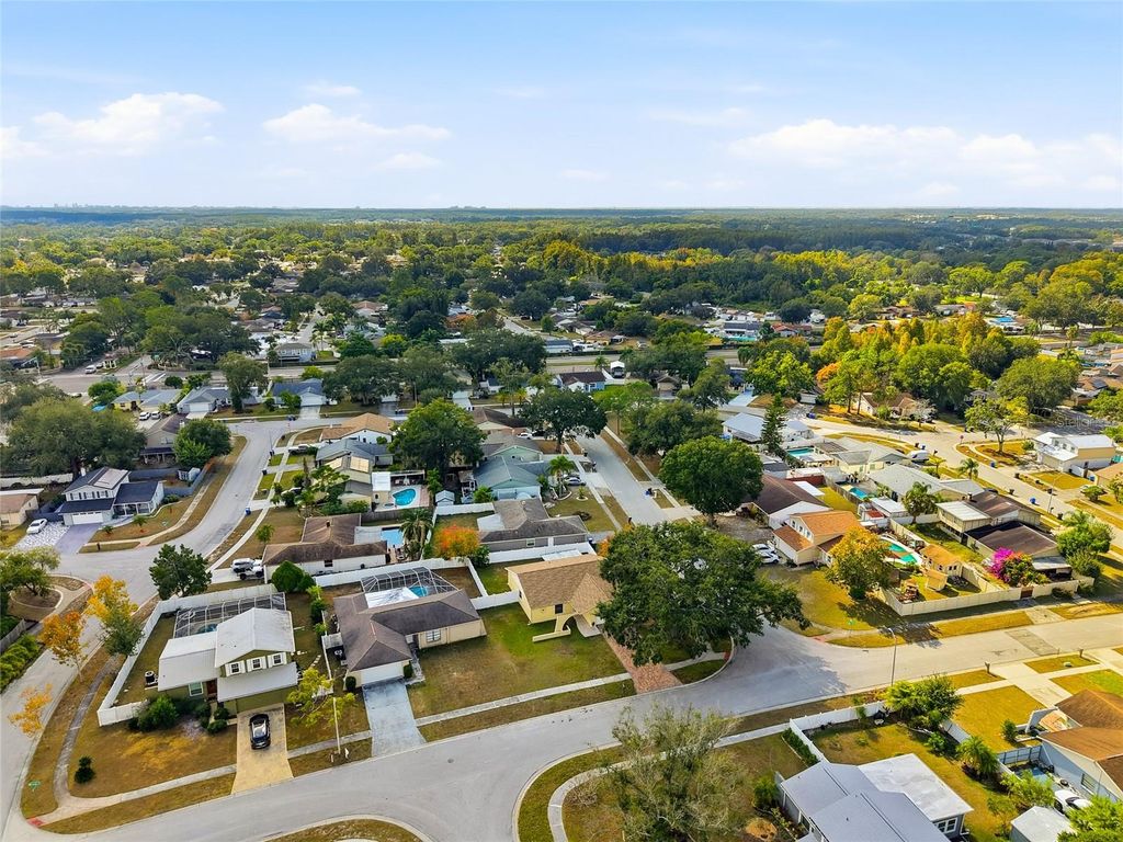 Image 25 of property listing at 5425 PENTAIL CIRCLE, Tampa, FL 33625