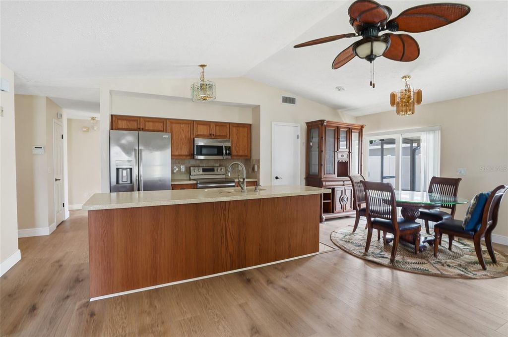 Image 7 of property listing at 5425 PENTAIL CIRCLE, Tampa, FL 33625