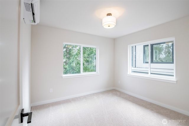 12646 NE 80th Street, Kirkland, WA 98033
