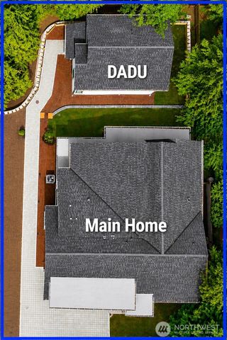 12646 NE 80th Street, Kirkland, WA 98033