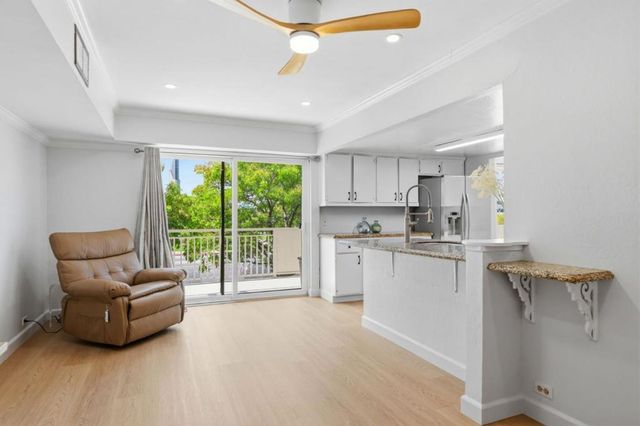 1214 Admiralty Lane, Foster City, CA 94404