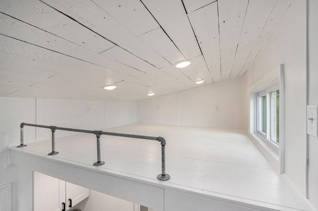 12377 Bair Lake St. Street 4, Jones, MI 49061