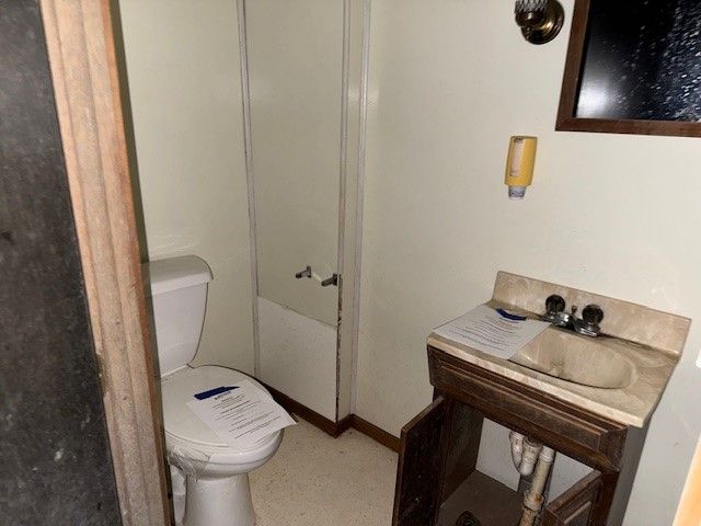 5462 Tucson Drive, Waterloo, IA 50702