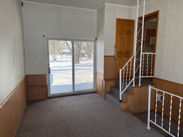 5462 Tucson Drive, Waterloo, IA 50702