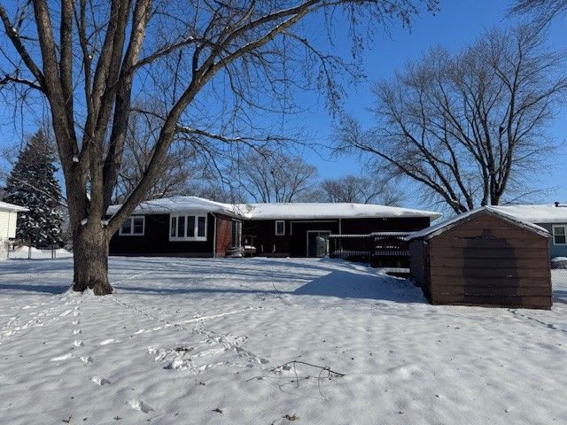 5462 Tucson Drive, Waterloo, IA 50702