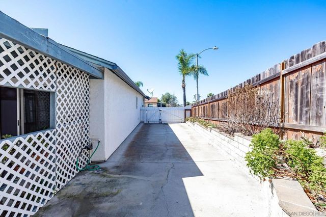 5177 Loma Verde, Oceanside, CA 92056