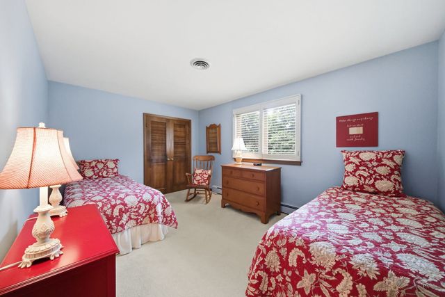 534 E Forest Avenue, Wheaton, IL 60187