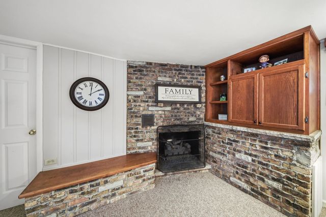 534 E Forest Avenue, Wheaton, IL 60187