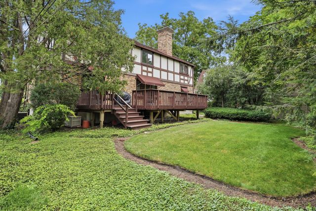 534 E Forest Avenue, Wheaton, IL 60187