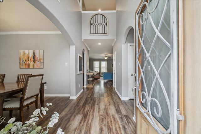 13711 Mckinney Creek Lane, Houston, TX 77044