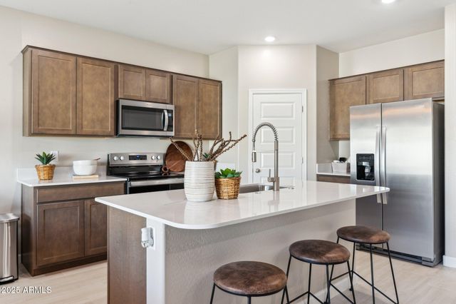 23933 W YAVAPAI Street, Buckeye, AZ 85326