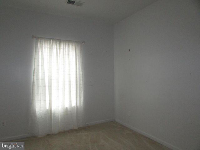 7906 ERINVALE LN, Seven Valleys, PA 17360