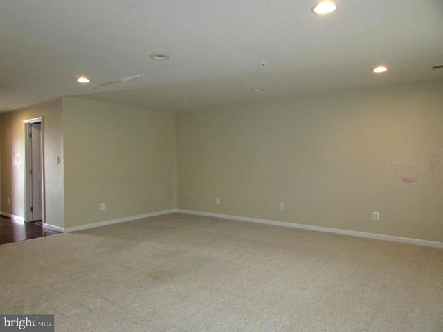 7906 ERINVALE LN, Seven Valleys, PA 17360