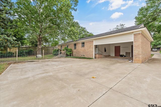 3408 Brookside Dr, Tyler, TX 75701