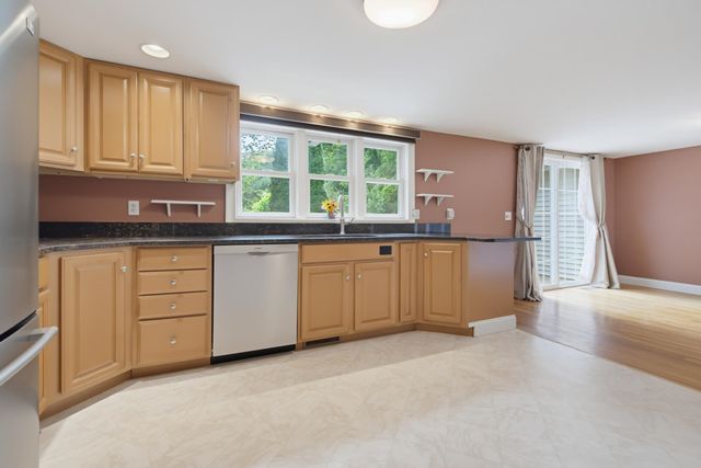 35 Pleasant Street, Newfields, NH 03856