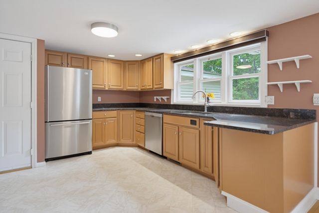 35 Pleasant Street, Newfields, NH 03856
