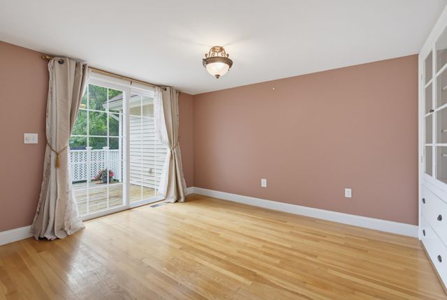 35 Pleasant Street, Newfields, NH 03856
