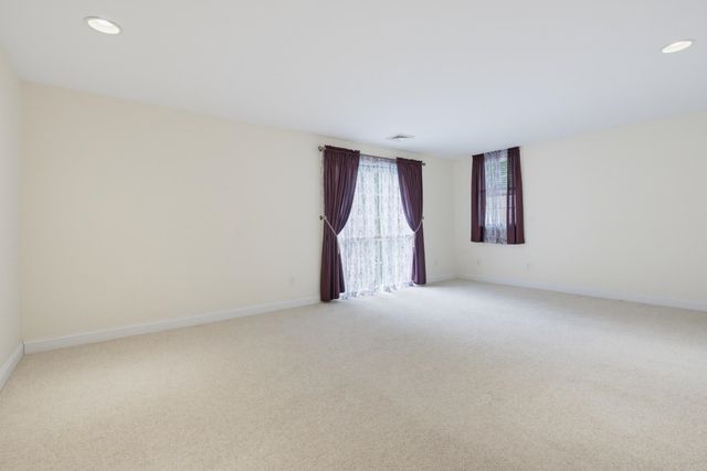 35 Pleasant Street, Newfields, NH 03856