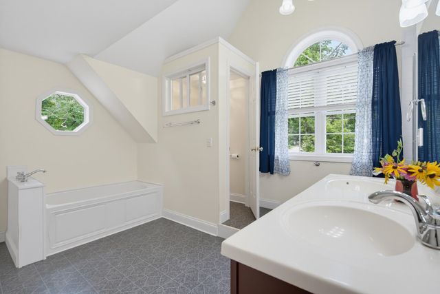 35 Pleasant Street, Newfields, NH 03856