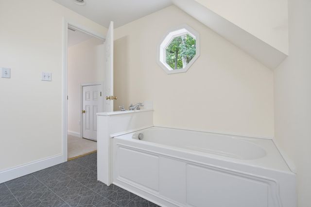 35 Pleasant Street, Newfields, NH 03856