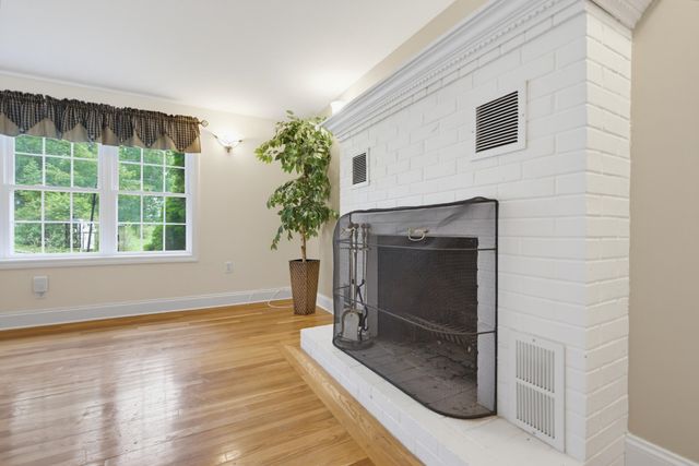 35 Pleasant Street, Newfields, NH 03856
