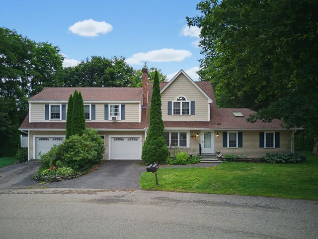 35 Pleasant Street, Newfields, NH 03856