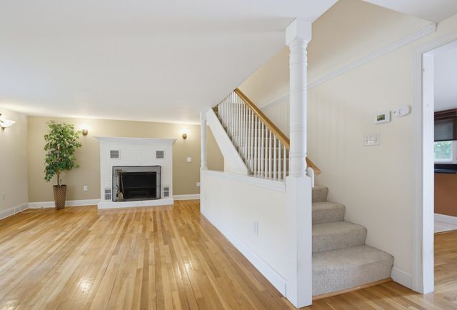 35 Pleasant Street, Newfields, NH 03856