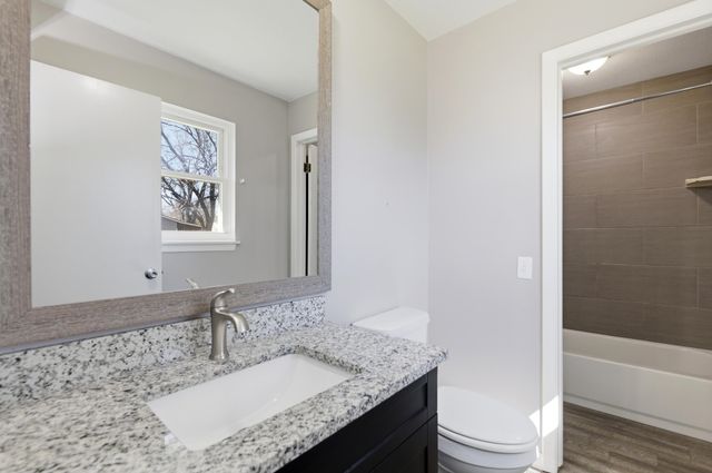 125 W Brazos Dr, Goddard, KS 67052