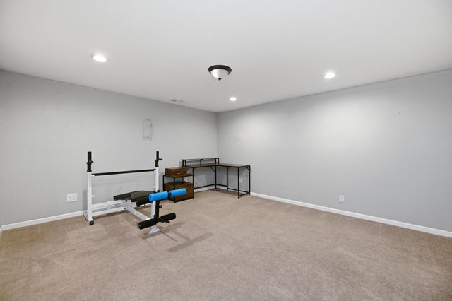 125 W Brazos Dr, Goddard, KS 67052