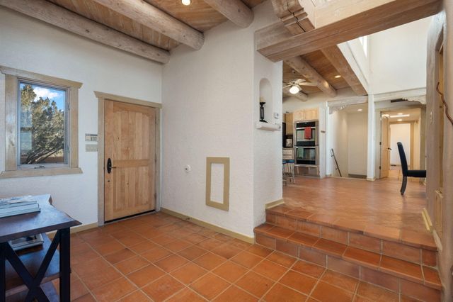 9 Calle Ponderosa, Placitas, NM 87043