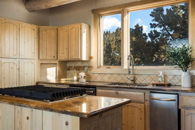 9 Calle Ponderosa, Placitas, NM 87043