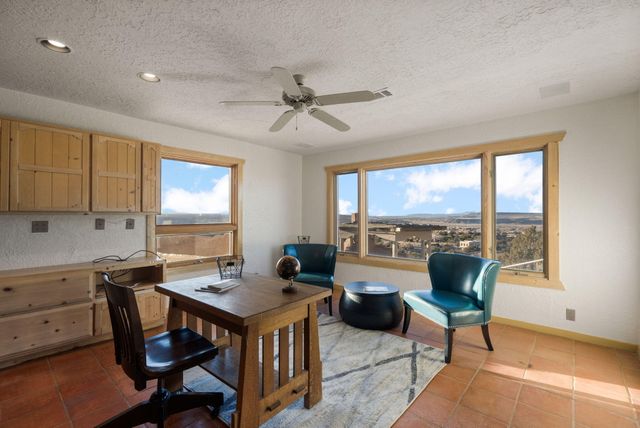 9 Calle Ponderosa, Placitas, NM 87043