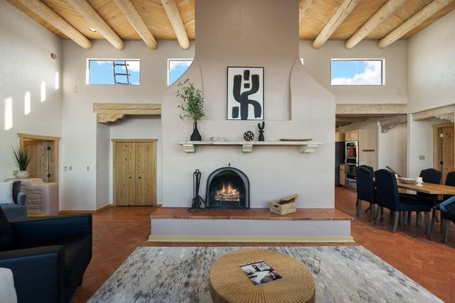 9 Calle Ponderosa, Placitas, NM 87043