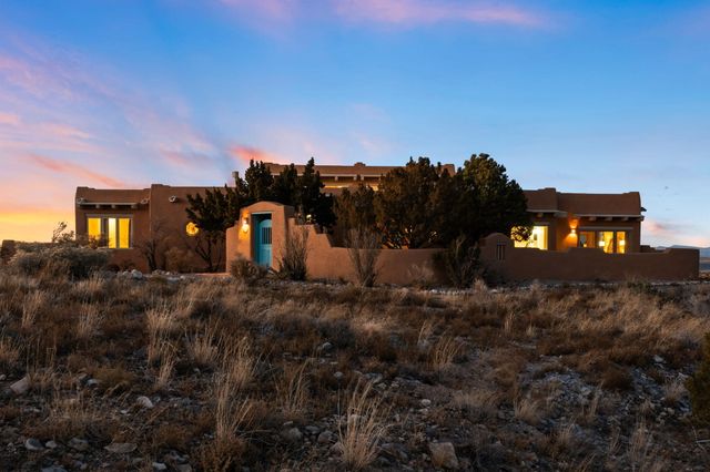 9 Calle Ponderosa, Placitas, NM 87043