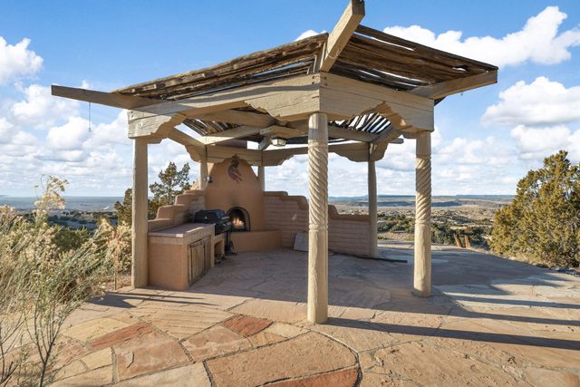 9 Calle Ponderosa, Placitas, NM 87043